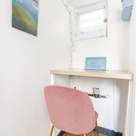 Tiny Bikini Maison Esprit A A 200 M De La *