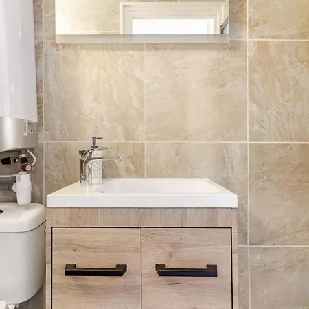 Tiny Bikini Maison Esprit A A 200 M De La Nyaraló Ault