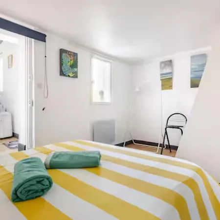 Tiny Bikini Maison Esprit à à 200 M De La Hébergement de vacances