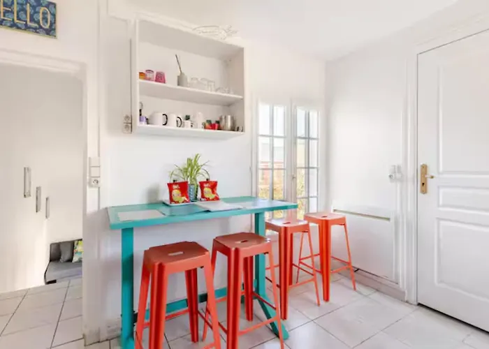 Tiny Bikini Maison Esprit A A 200 M De La Holiday home